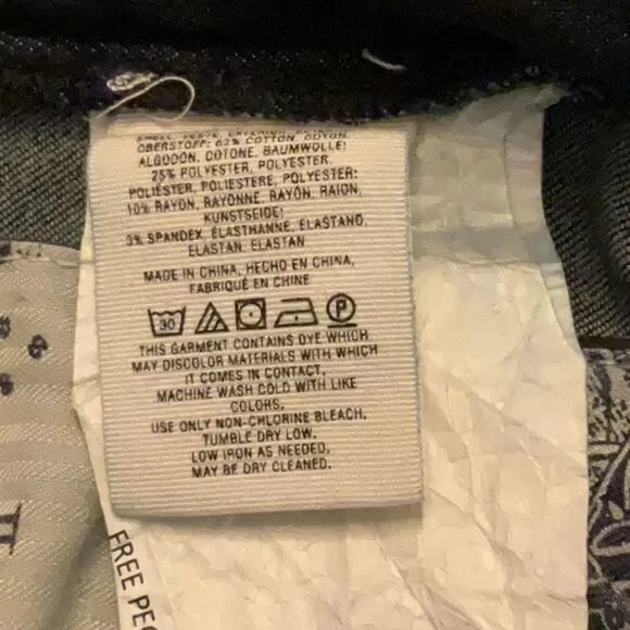 Pilcro (Anthropologie) HR Denim Leggings. Size 27. EUC - Picture 9 of 9